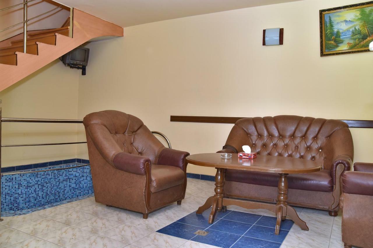 Hotel Zvartnots Ojakh Jerevan Exteriér fotografie